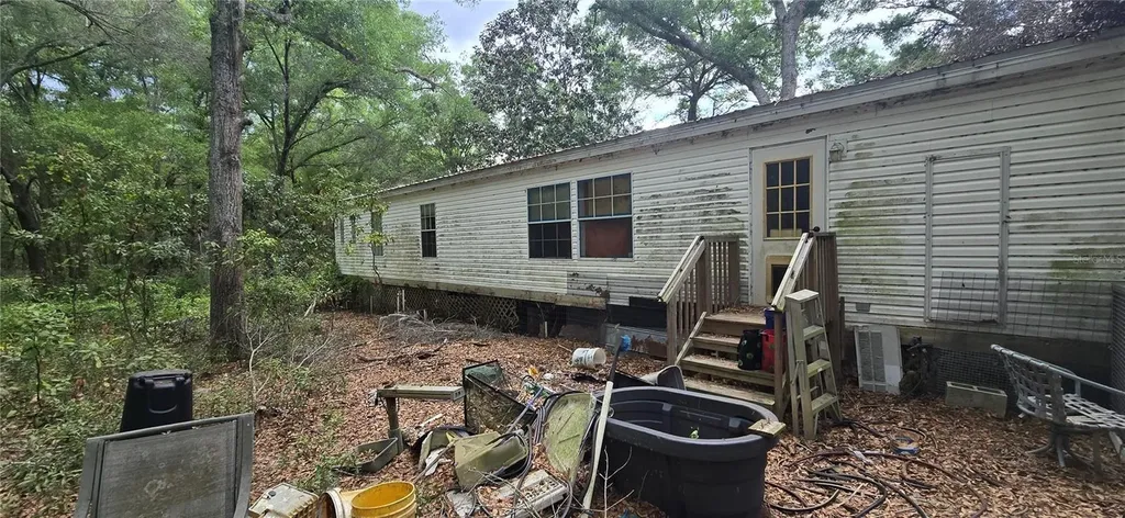 1329 NW 18th Way Bell FL 32619