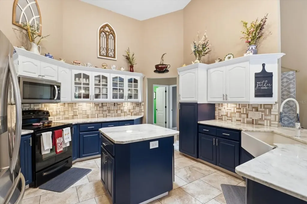 30 Pine Street Homosassa FL 34446
