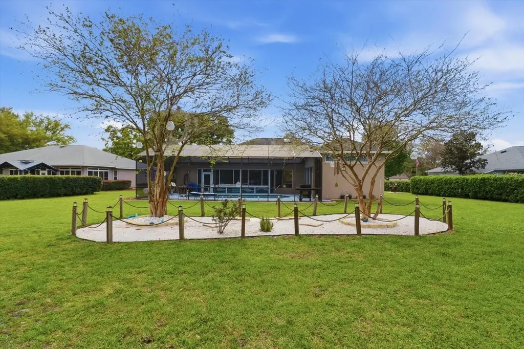 30 Pine Street Homosassa FL 34446