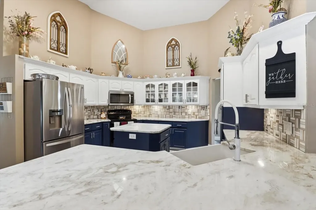 30 Pine Street Homosassa FL 34446