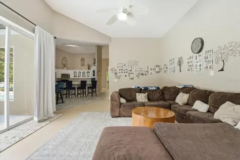 30 Pine Street Homosassa FL 34446