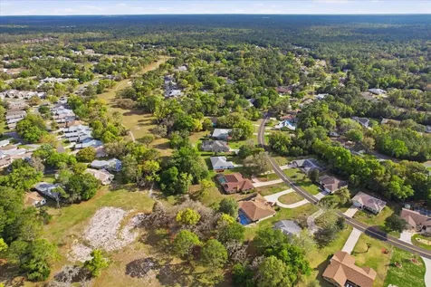 30 Pine Street Homosassa FL 34446