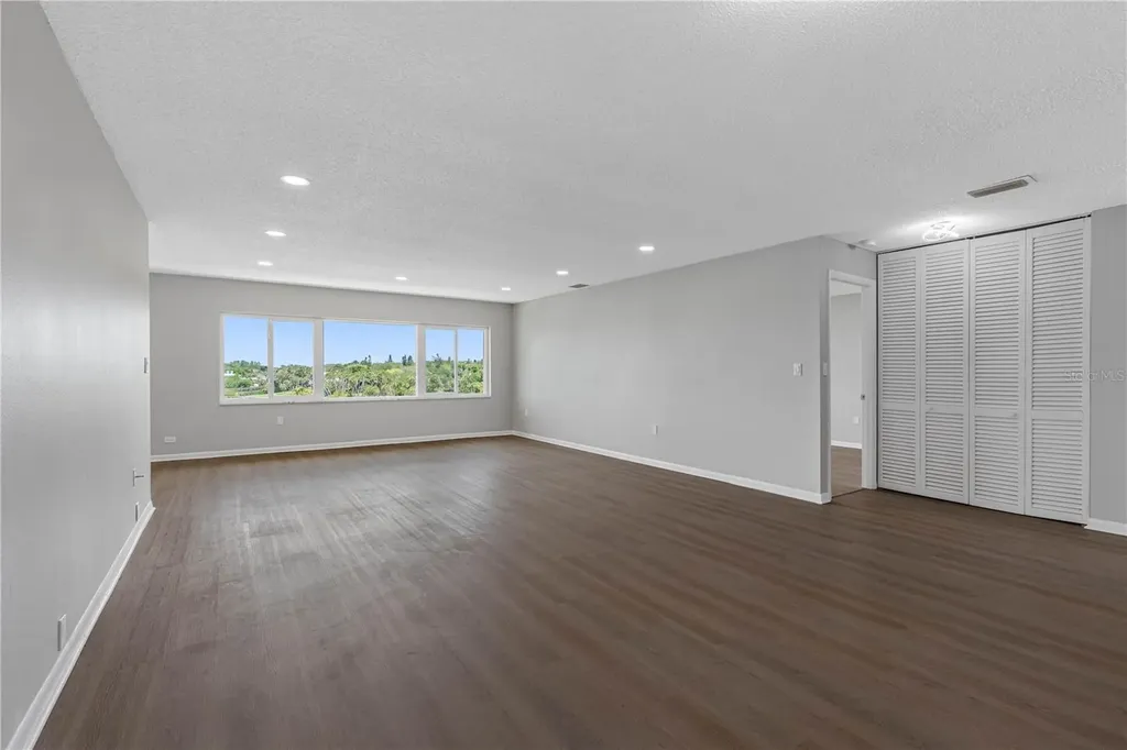 100 Bluff View Drive Belleair Bluffs FL 33770
