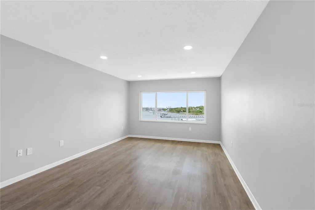 100 Bluff View Drive Belleair Bluffs FL 33770