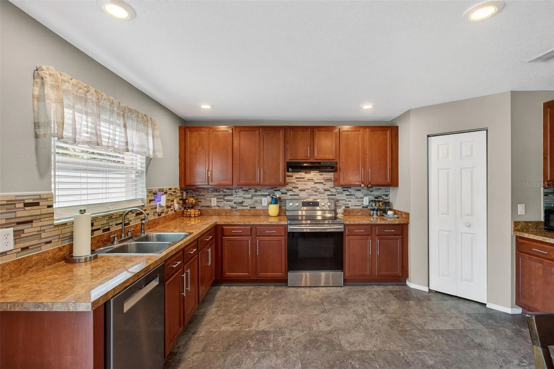 11154 Running Pine Drive Riverview FL 33569