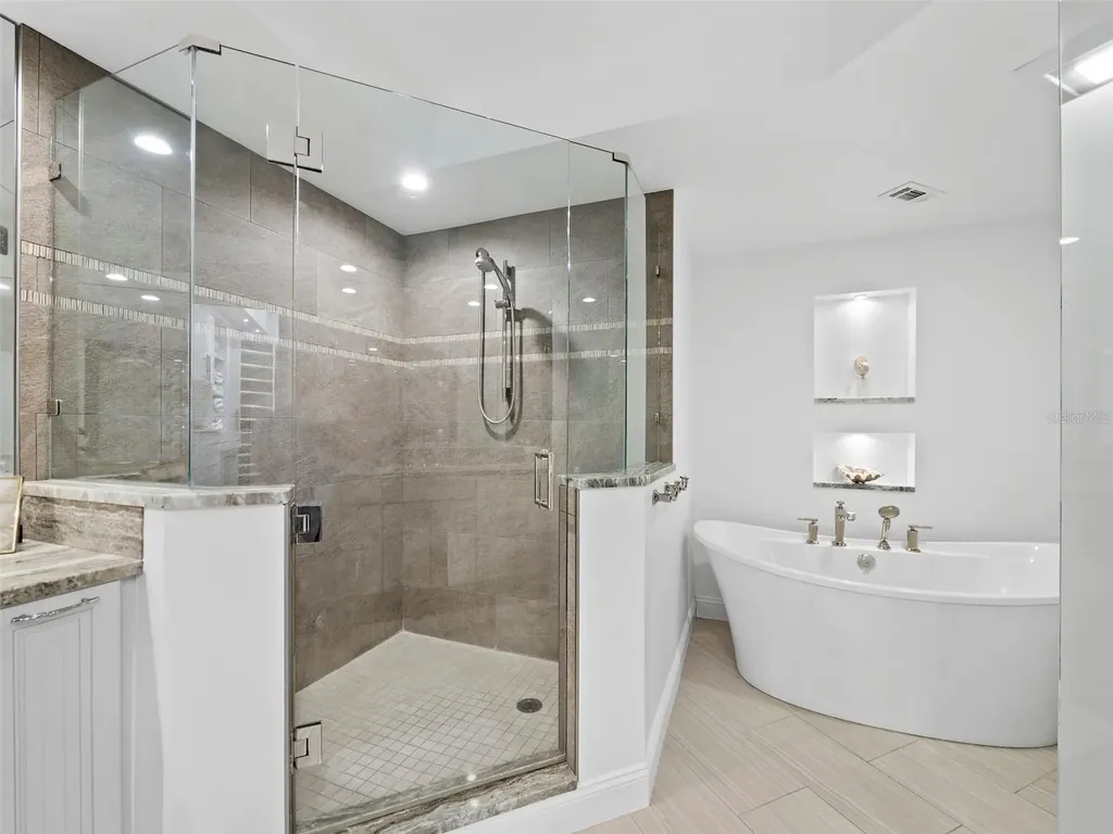 535 Sanctuary Drive Longboat Key FL 34228