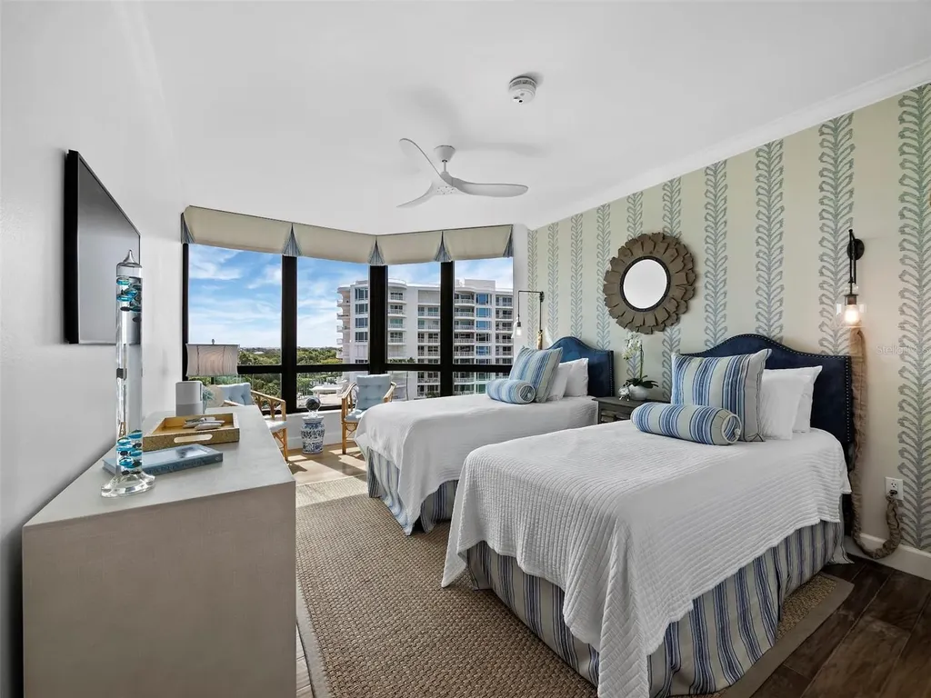535 Sanctuary Drive Longboat Key FL 34228
