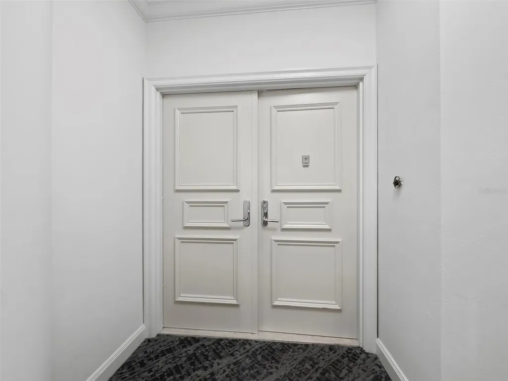 535 Sanctuary Drive Longboat Key FL 34228