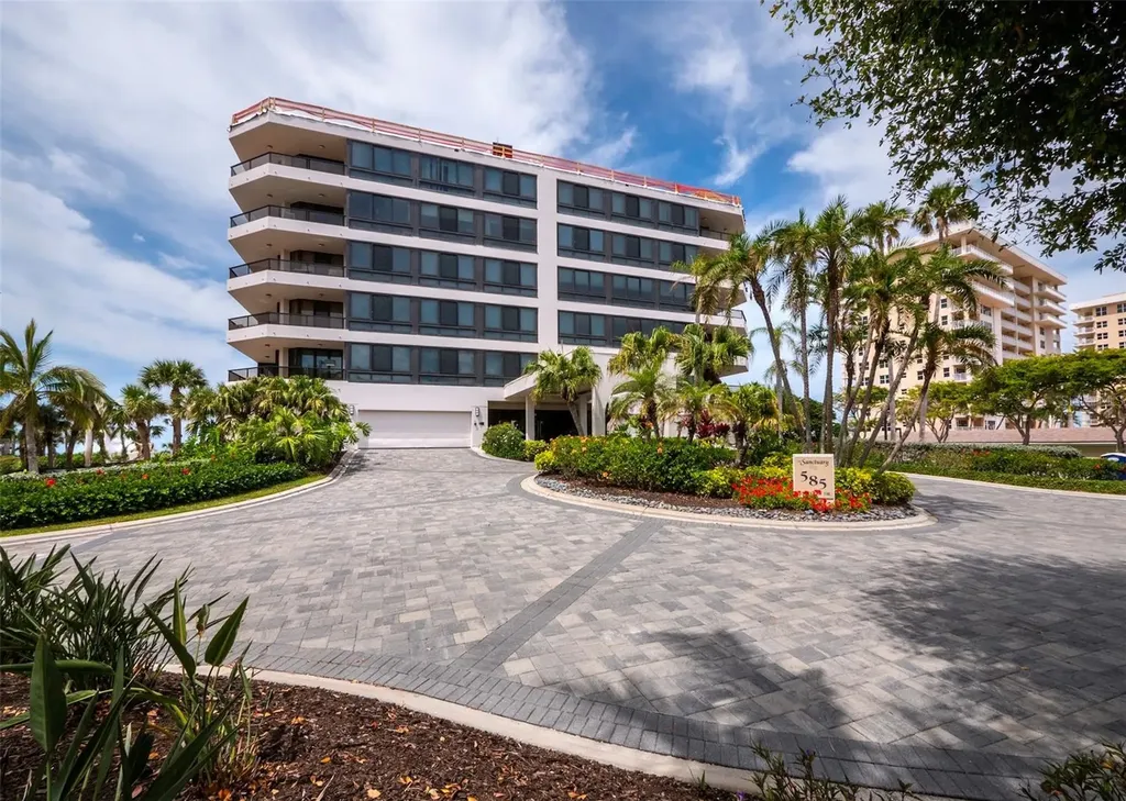 535 Sanctuary Drive Longboat Key FL 34228