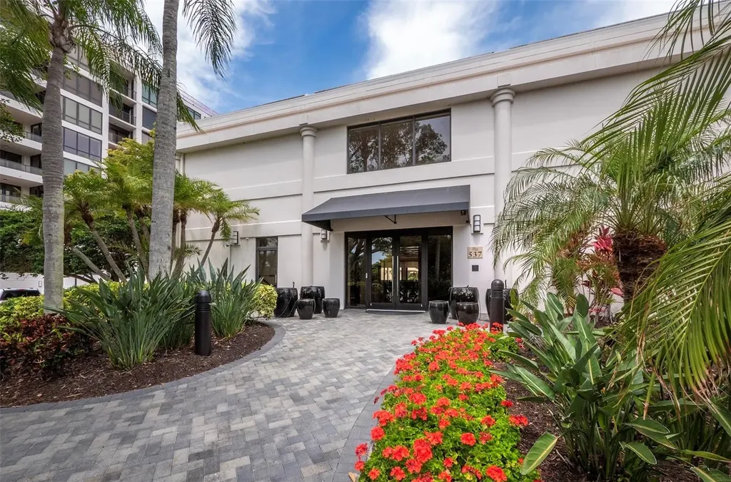 535 Sanctuary Drive Longboat Key FL 34228