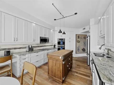 535 Sanctuary Drive Longboat Key FL 34228