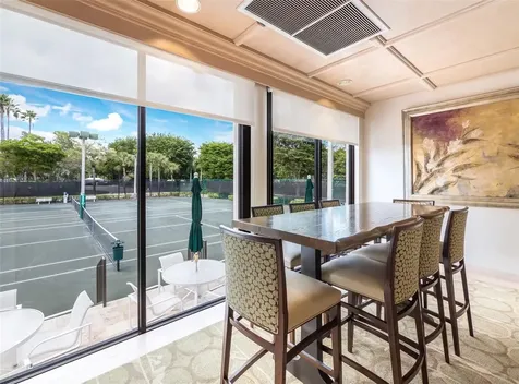 535 Sanctuary Drive Longboat Key FL 34228