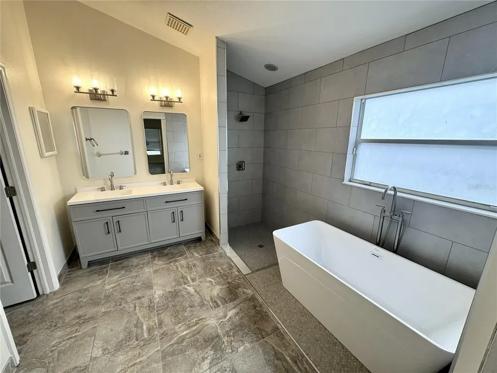 30630 Nickerson Loop Wesley Chapel FL 33543