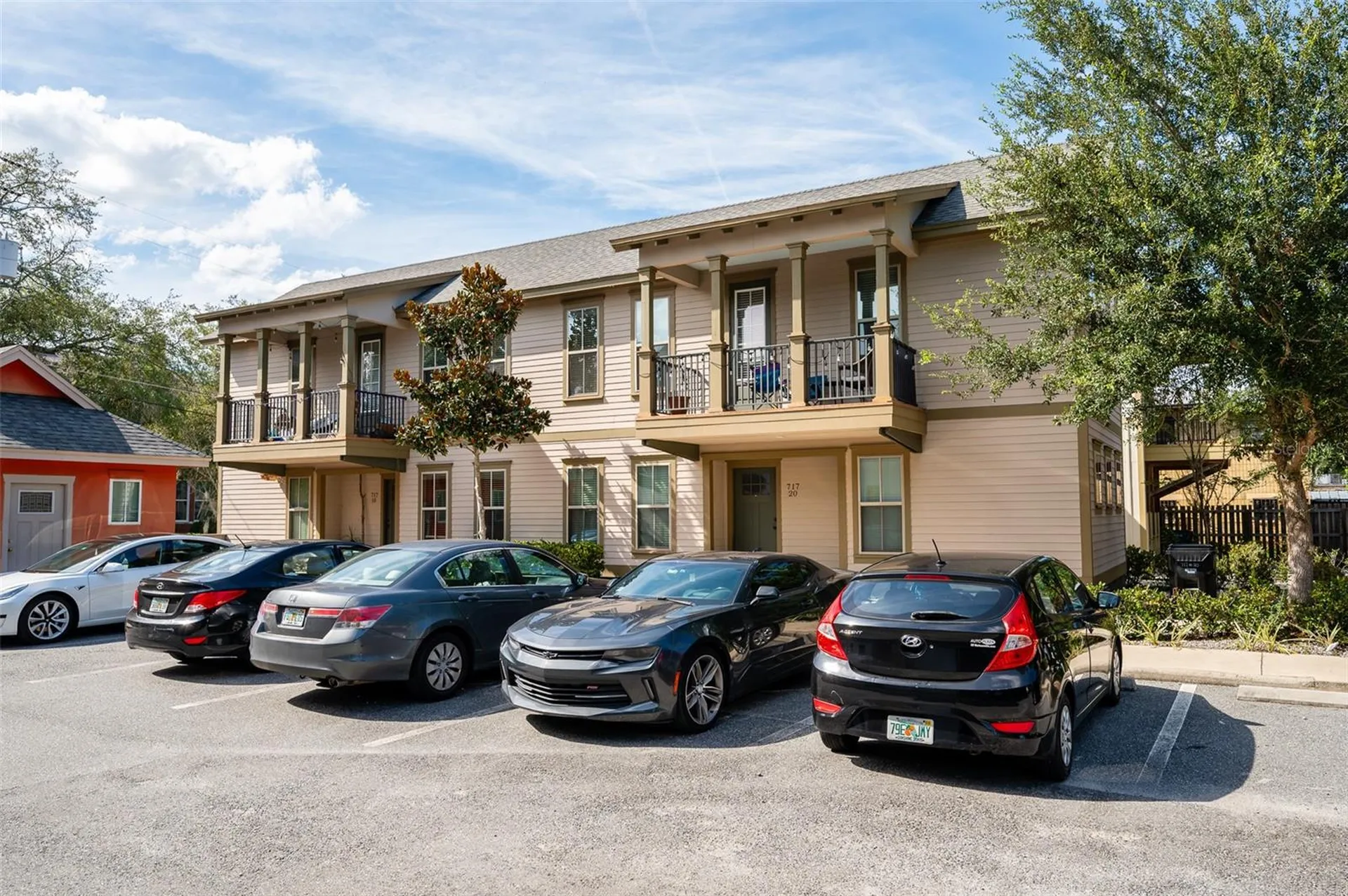 717 NW 10th Street Gainesville FL 32601