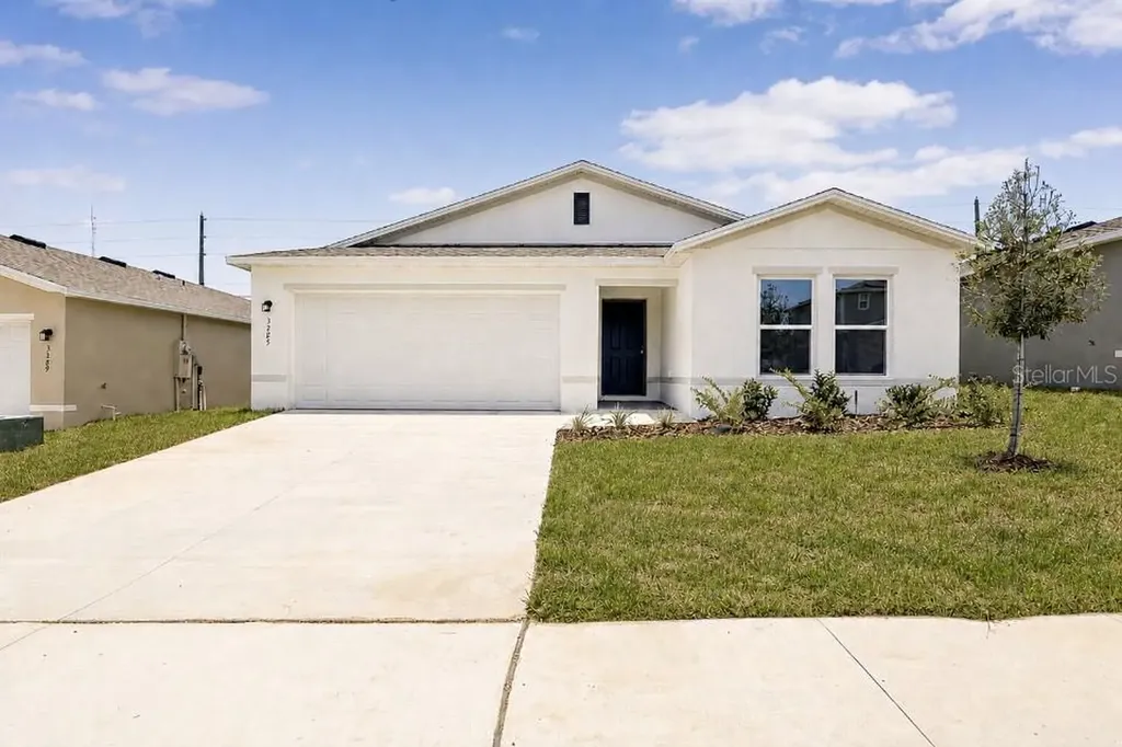 3525 Dahlia Drive Lake Hamilton FL 33851