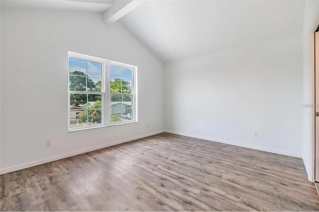 1264 Pierce Street Clearwater FL 33756
