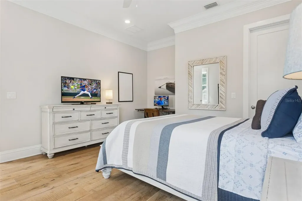 2509 W Palm Drive Tampa FL 33629