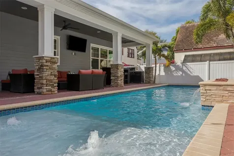 2509 W Palm Drive Tampa FL 33629