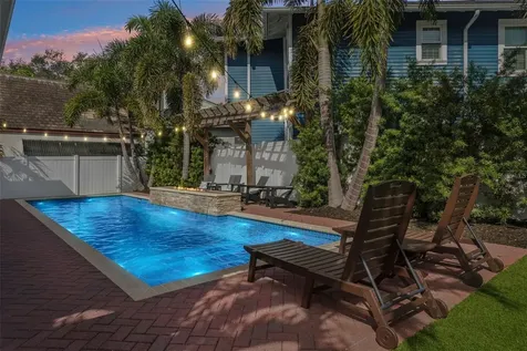 2509 W Palm Drive Tampa FL 33629