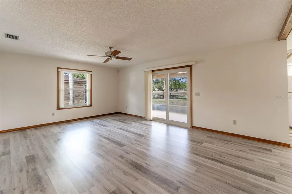 1020 Avis Lane Deltona FL 32738