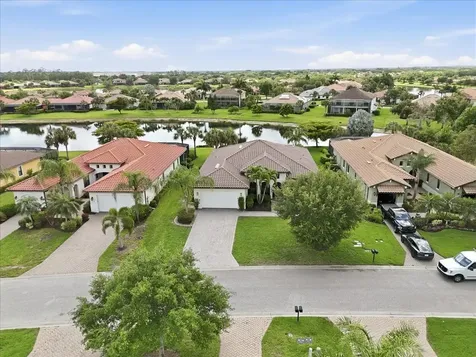 10181 Belcrest Boulevard Fort Myers FL 33913