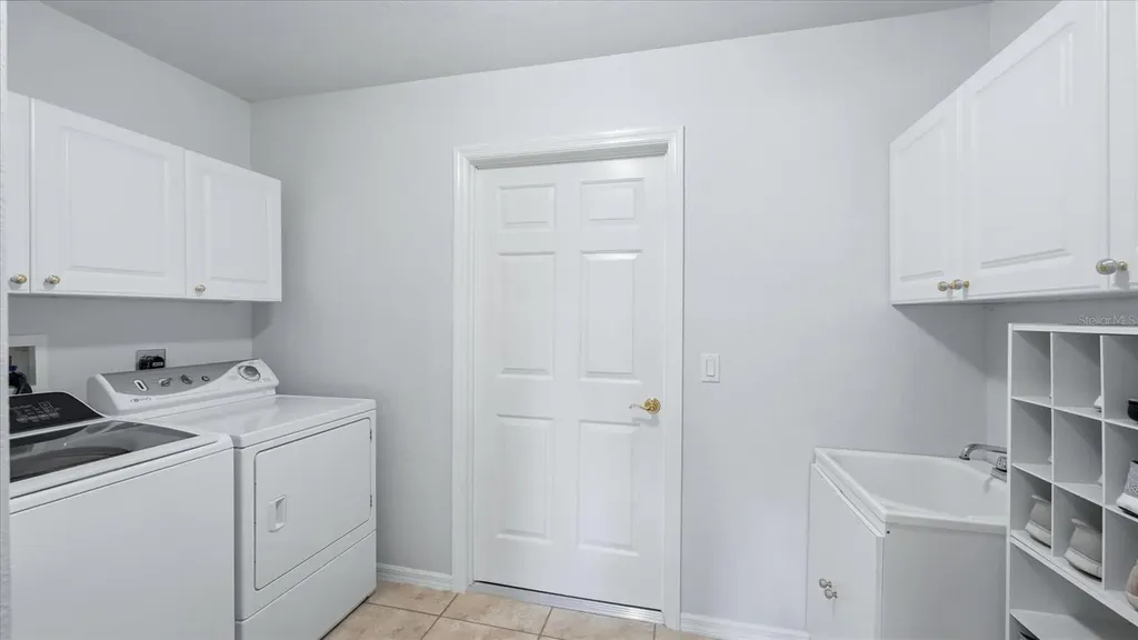 828 Rotonda Circle Rotonda West FL 33947