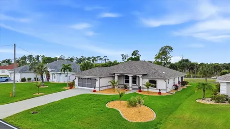 828 Rotonda Circle Rotonda West FL 33947