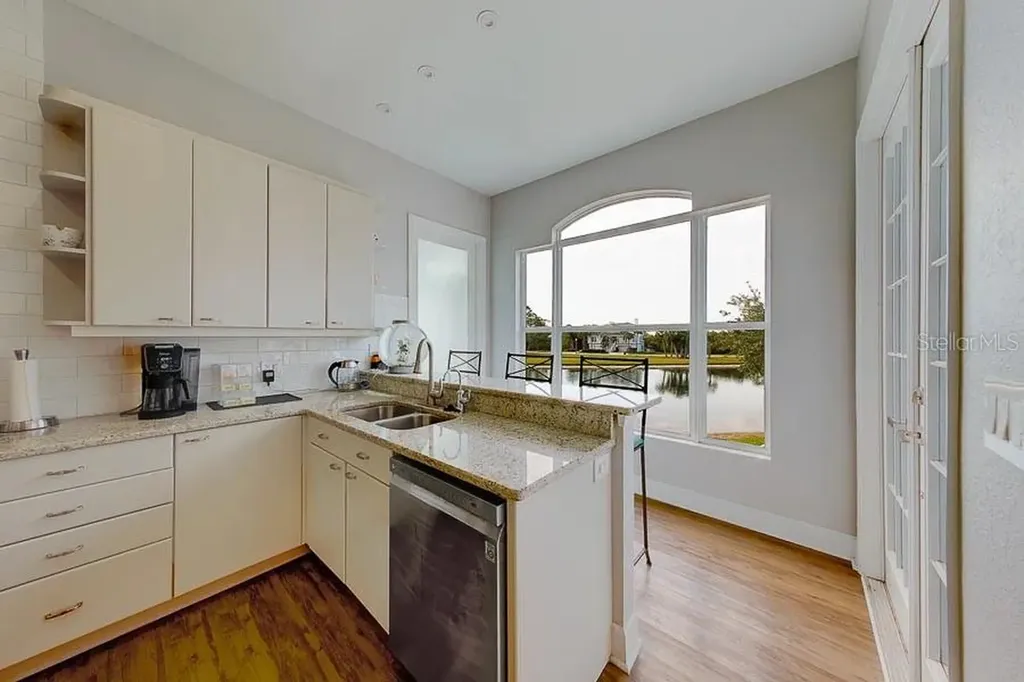 2106 Pelican Court Tarpon Springs FL 34689
