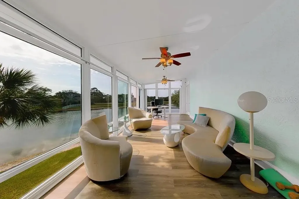 2106 Pelican Court Tarpon Springs FL 34689