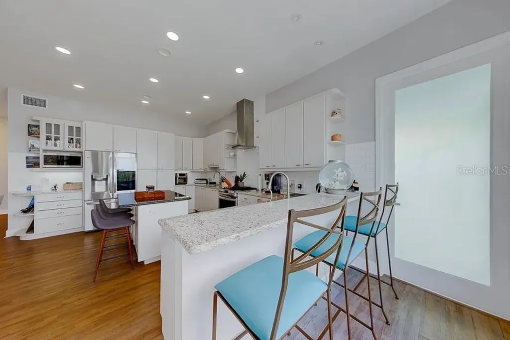 2106 Pelican Court Tarpon Springs FL 34689