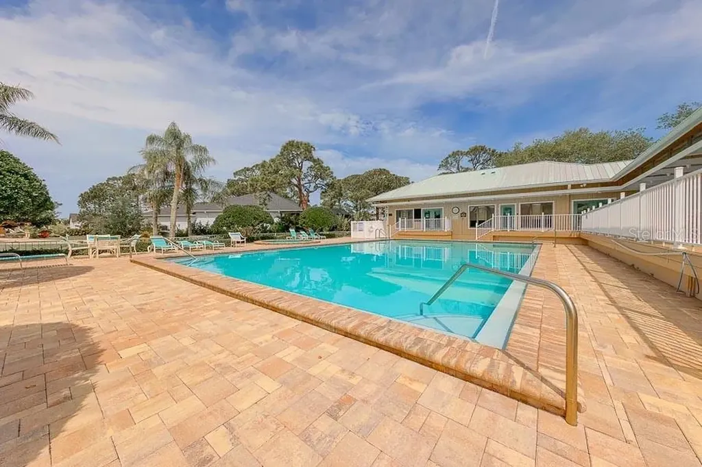 2106 Pelican Court Tarpon Springs FL 34689