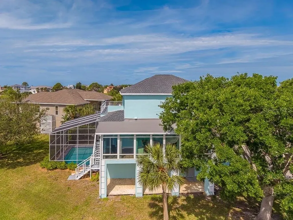 2106 Pelican Court Tarpon Springs FL 34689