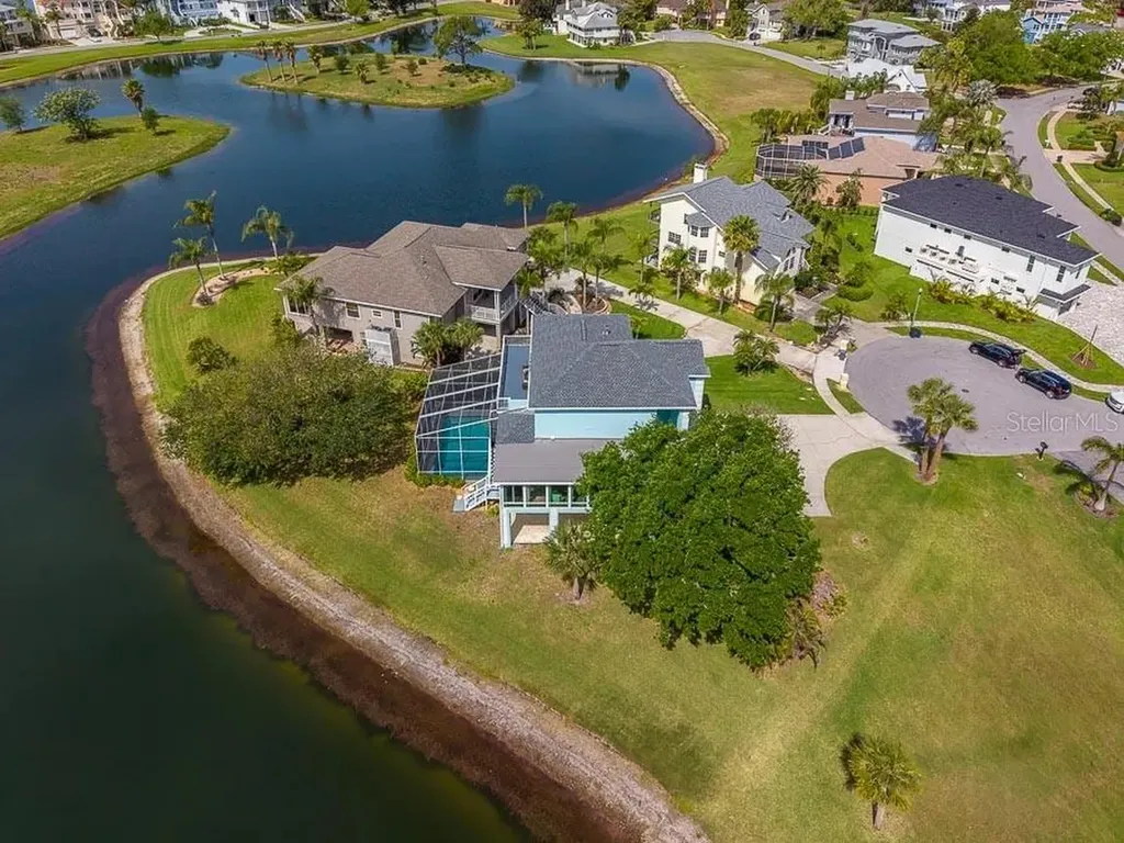 2106 Pelican Court Tarpon Springs FL 34689
