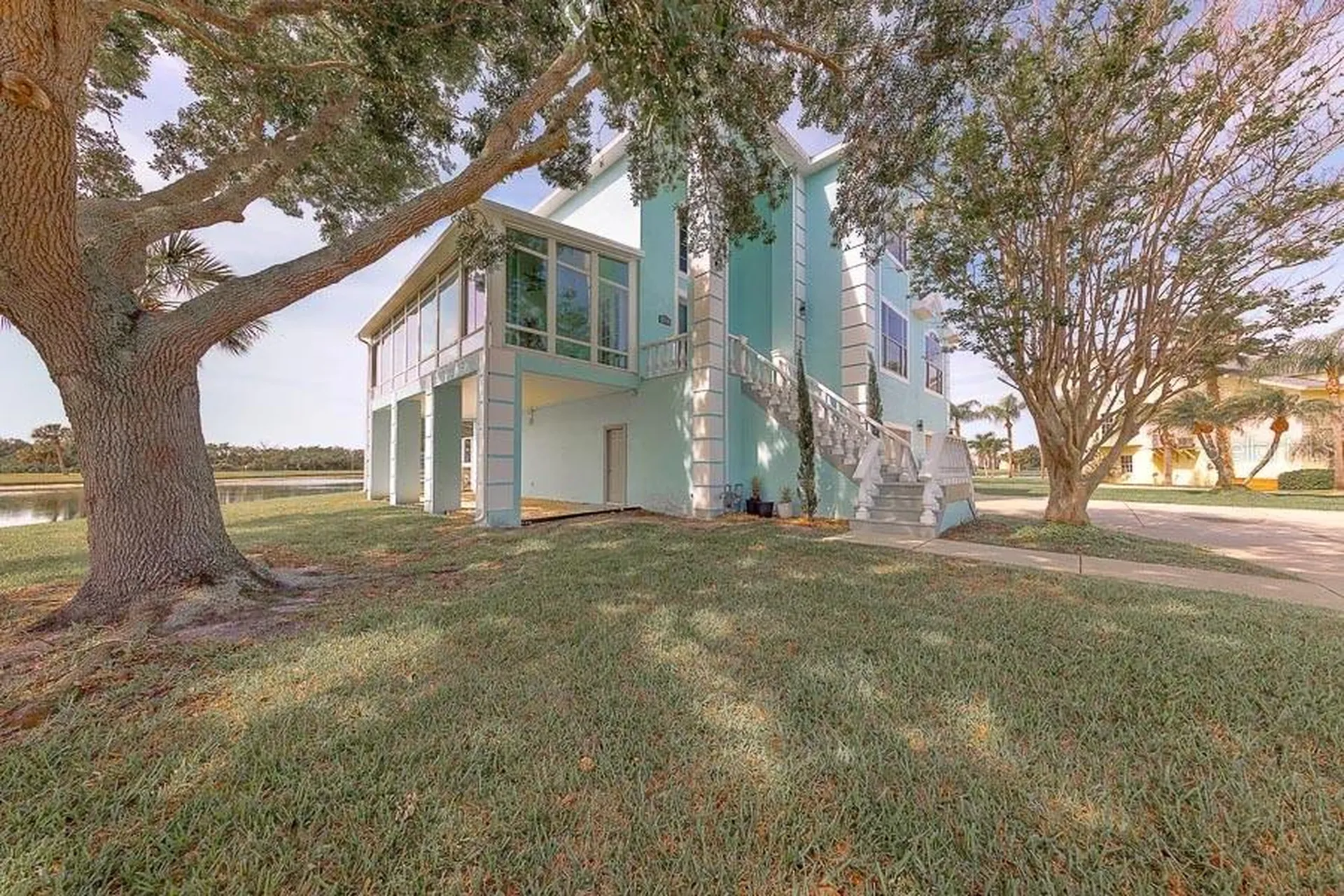 2106 Pelican Court Tarpon Springs FL 34689