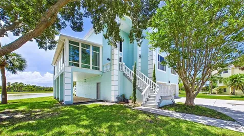 2106 Pelican Court Tarpon Springs FL 34689