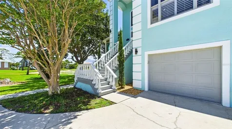2106 Pelican Court Tarpon Springs FL 34689