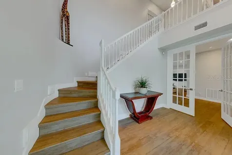2106 Pelican Court Tarpon Springs FL 34689