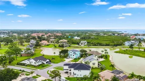 2106 Pelican Court Tarpon Springs FL 34689