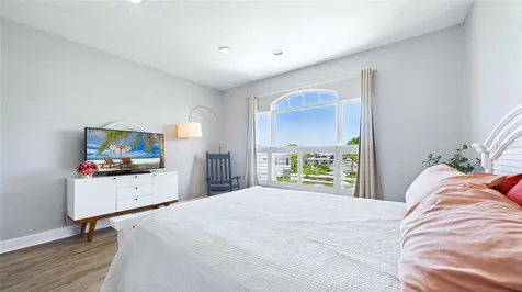 2106 Pelican Court Tarpon Springs FL 34689