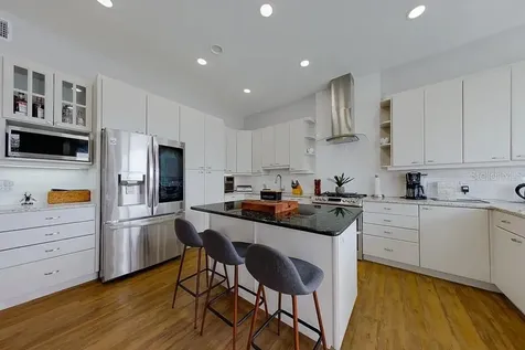 2106 Pelican Court Tarpon Springs FL 34689