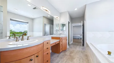 2106 Pelican Court Tarpon Springs FL 34689