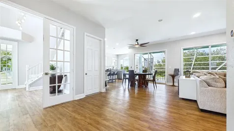 2106 Pelican Court Tarpon Springs FL 34689