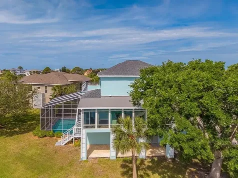 2106 Pelican Court Tarpon Springs FL 34689