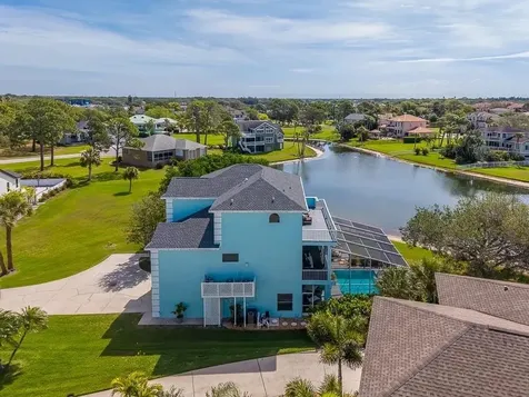 2106 Pelican Court Tarpon Springs FL 34689