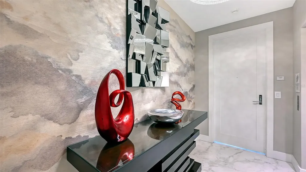 1155 N Gulfstream Avenue Sarasota FL 34236