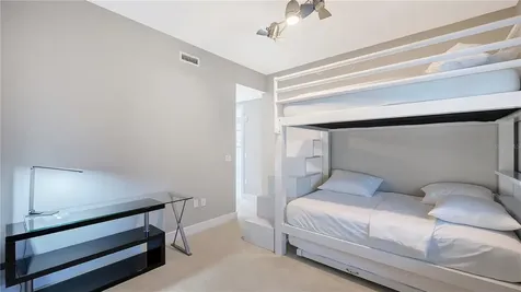 1155 N Gulfstream Avenue Sarasota FL 34236