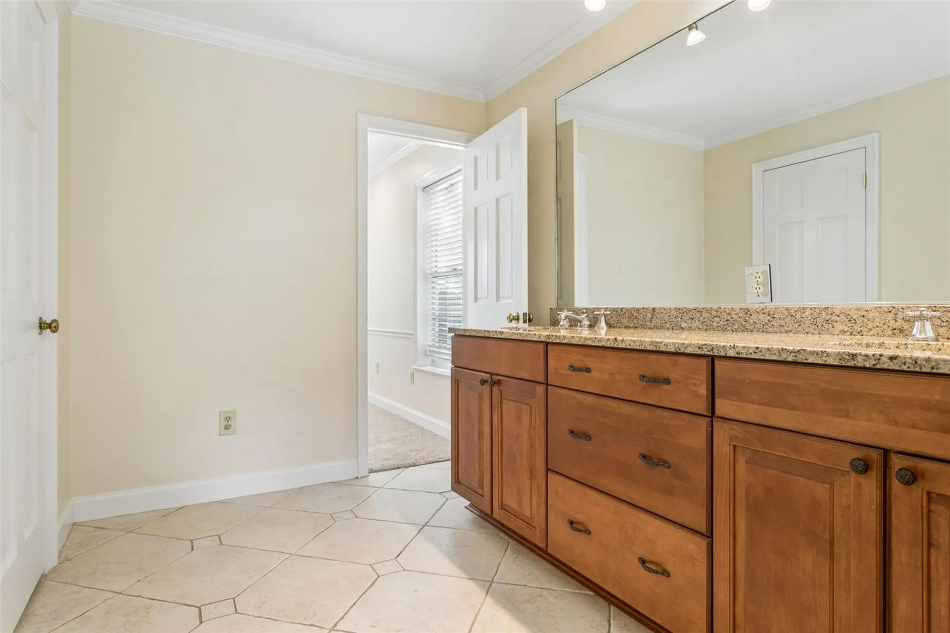 4206 W Obispo Street Tampa FL 33629