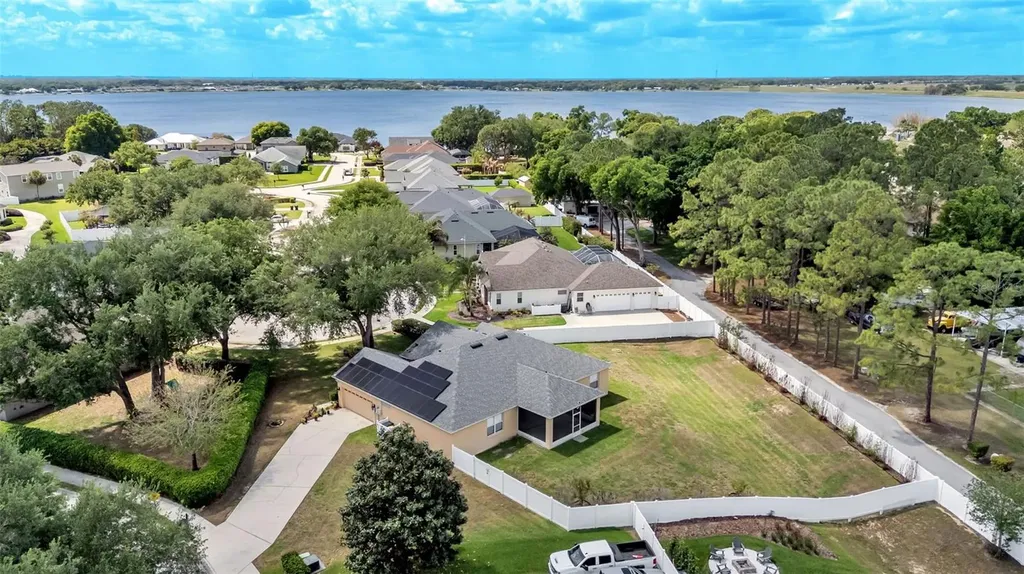 104 Melissa Trail Auburndale FL 33823