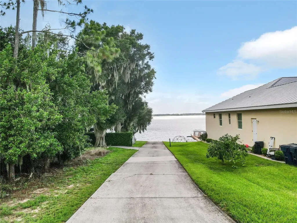 104 Melissa Trail Auburndale FL 33823