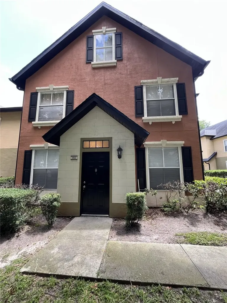 5957 Westgate Drive Orlando FL 32835